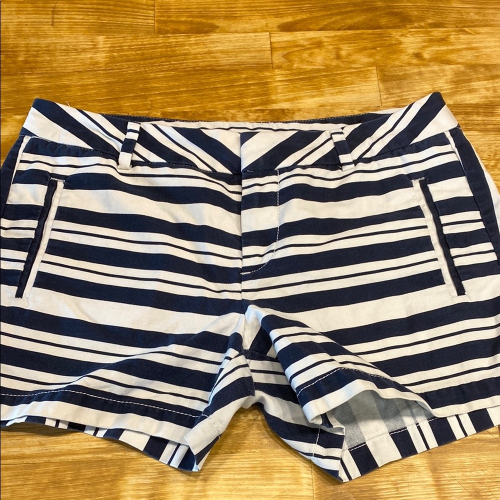 STYLUS Blue and White Bermuda Shorts Tailored Cotton Blend